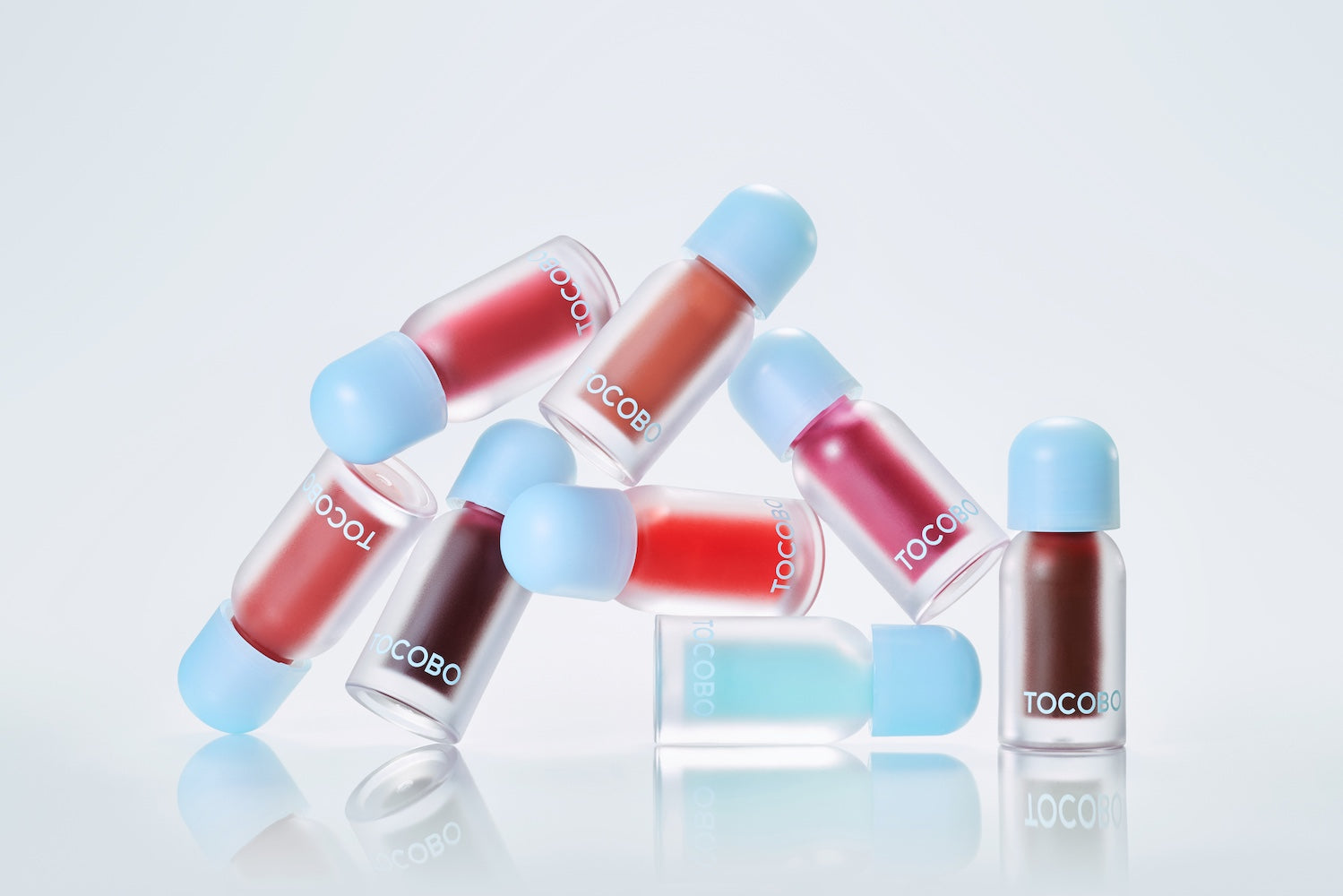 Juicy Berry Plumping Lip Oil 17 BERRY MILK 4g