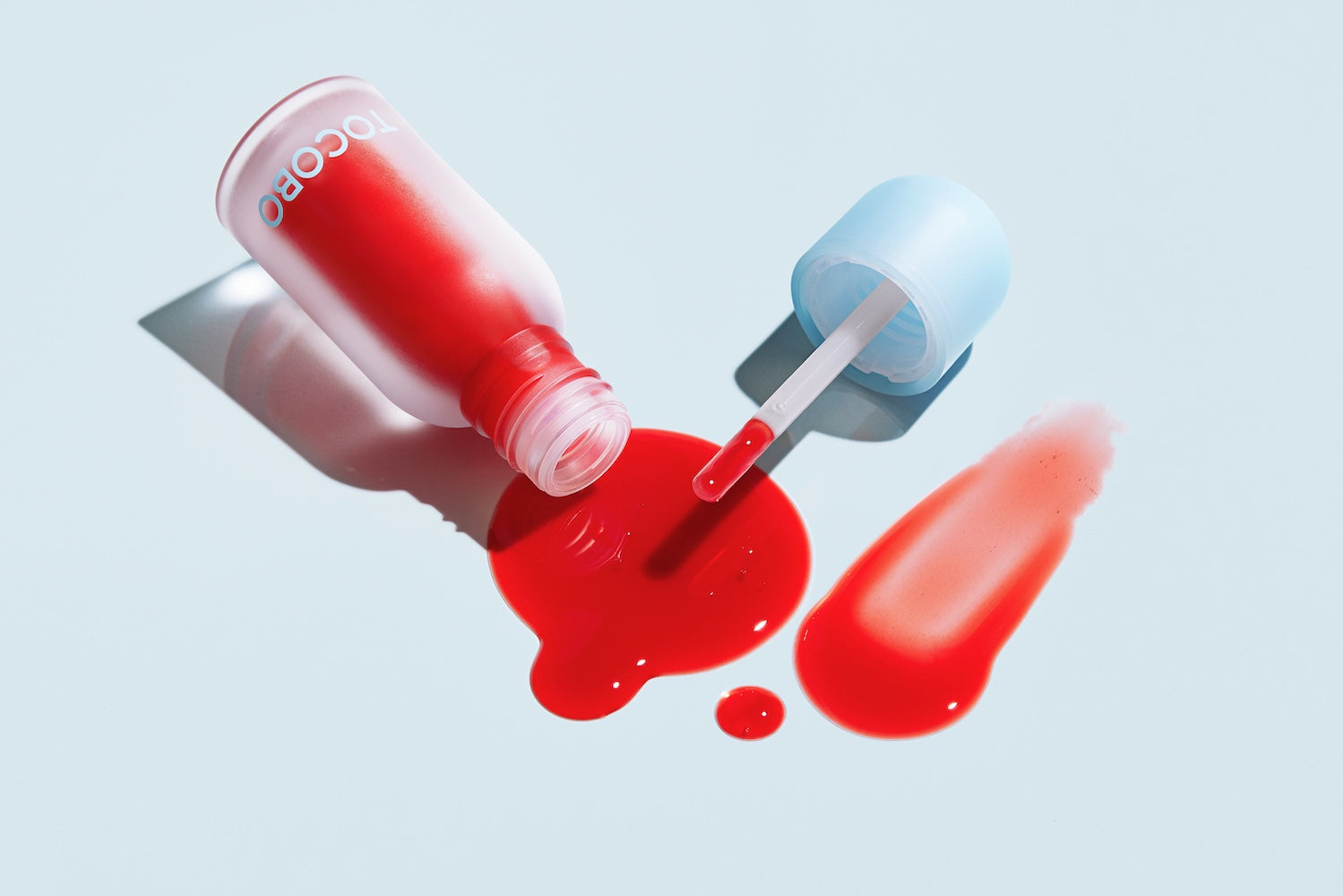 Juicy Berry Plumping Lip Oil 12 CHERRY ADE 4g